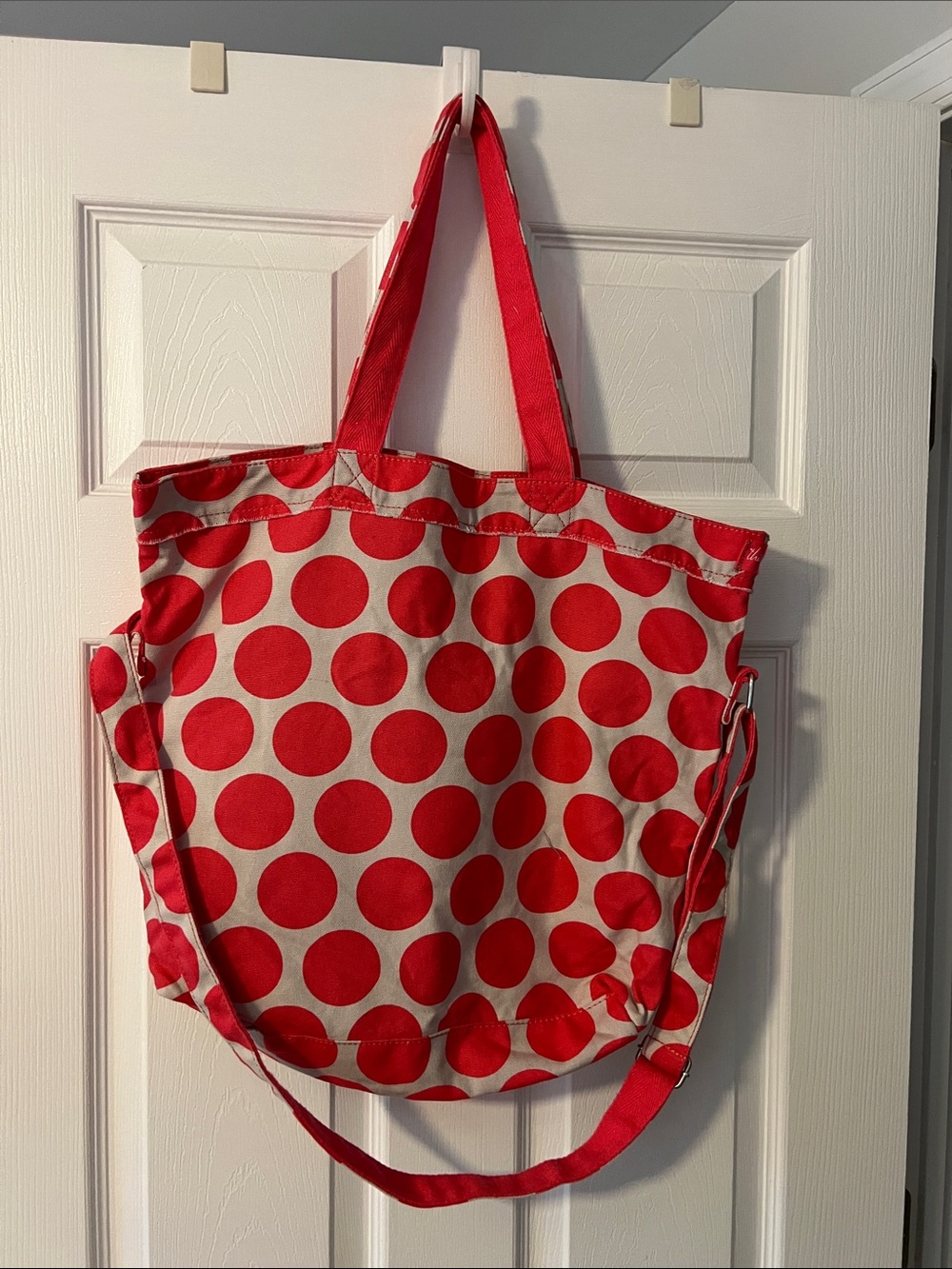 Thirty One Retro Metro - Coral Mod Dot *Never Used*